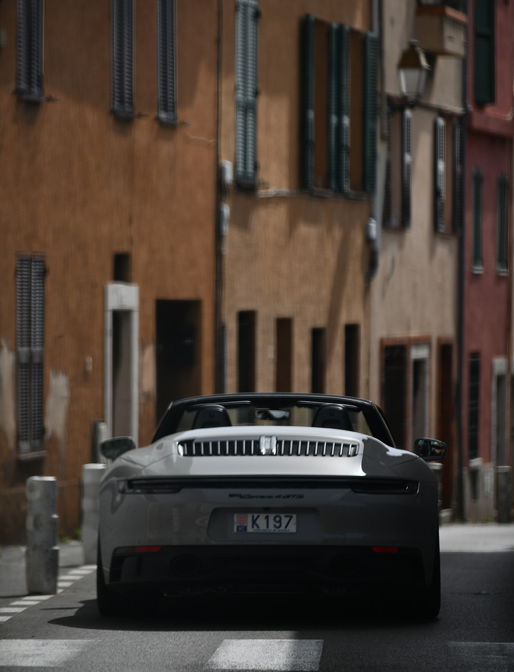 rdt-narrow-street-fall24